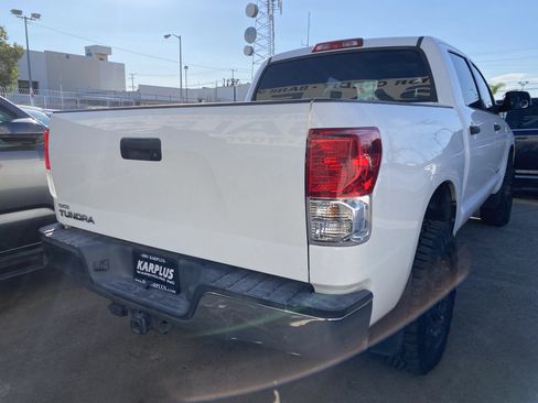 Used 2013 Toyota Tundra 2WD CrewMax w/ Tow Pkg image 8