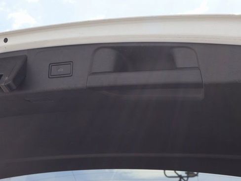 Used 2019 Volkswagen Atlas SEL R-Line image 24