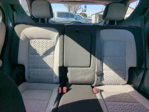 Used 2022 Chevrolet Equinox LS image 20