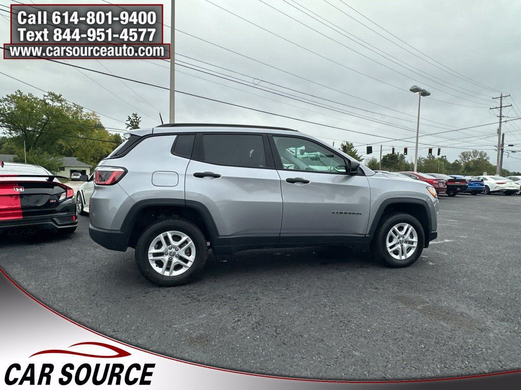 Used 2018 Jeep Compass Sport AWD/4WD image 7