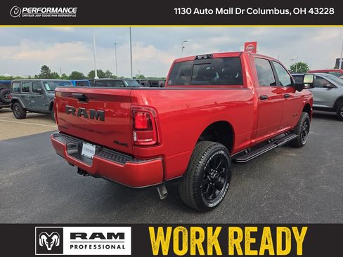 New 2026 RAM 2500 Big Horn AWD/4WD image 8