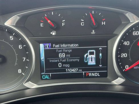 Used 2018 Chevrolet Equinox LT FWD image 19