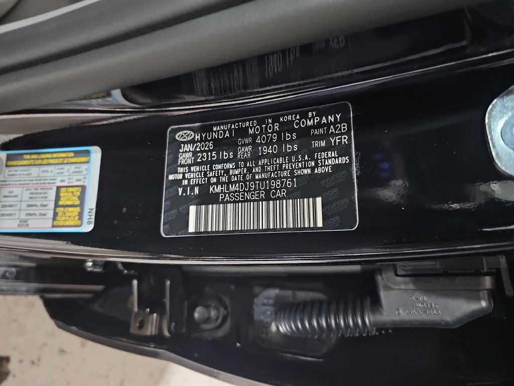 New 2026 Hyundai Elantra SEL FWD image 37