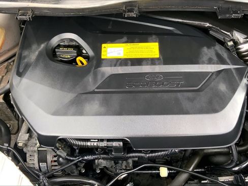 Used 2016 Ford Escape Titanium FWD image 32
