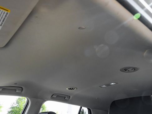 Used 2020 Chevrolet Traverse Premier image 34