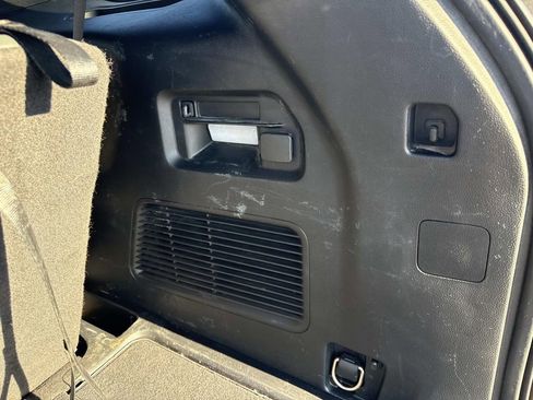 Used 2022 Ford Explorer Timberline image 12