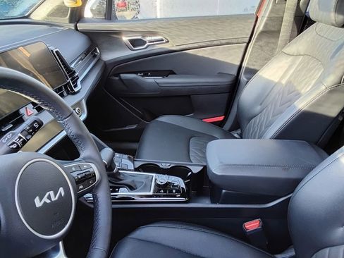 Used 2025 Kia Sportage X-Line w/ Premium Package image 7