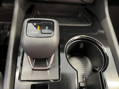 Used 2023 Nissan Rogue SV image 20