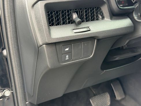 Used 2025 Honda CR-V Sport-L image 16