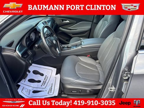 Used 2019 Buick Envision Essence FWD image 9