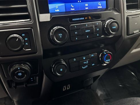 Used 2020 Ford F150 XLT w/ Trailer Tow Package image 18