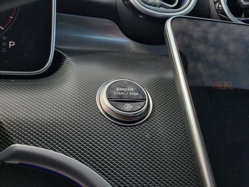 Certified 2025 Mercedes-Benz C 300 Sedan image 27