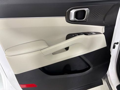 New 2026 Kia Sorento S w/ S Panoramic Sunroof Package image 16