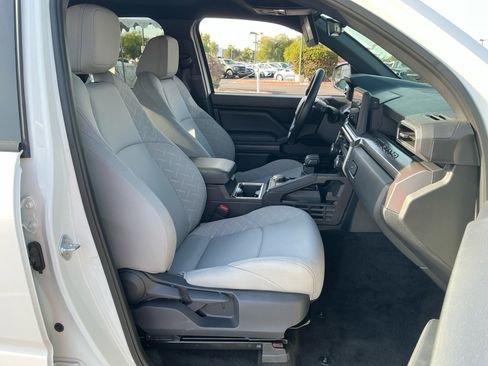 Certified 2025 Toyota Tacoma SR5 image 19