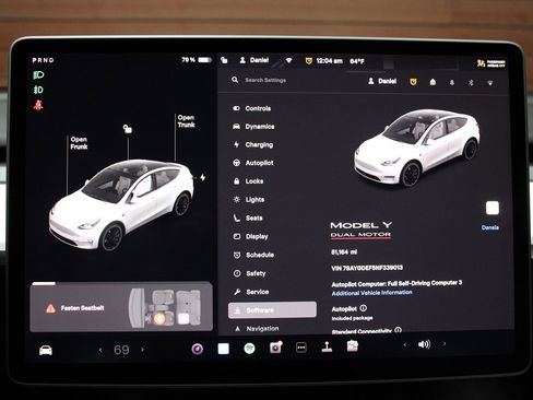 Used 2022 Tesla Model Y Performance image 39