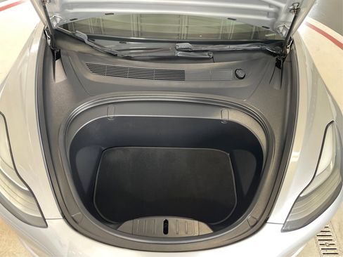 Used 2018 Tesla Model 3 Long Range image 11