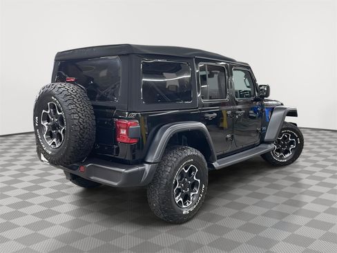 Used 2023 Jeep Wrangler Unlimited Rubicon 4xe w/ Cold Weather Group AWD/4WD image 4