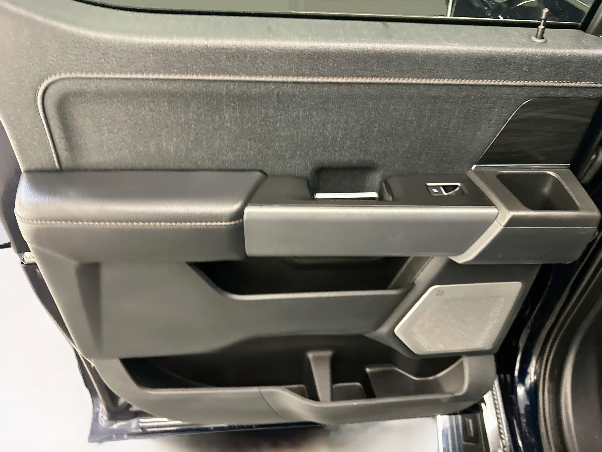 Used 2024 Ford F150 Lariat w/ Equipment Group 502A High AWD/4WD image 27