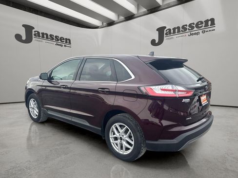 Used 2024 Ford Edge SEL image 2