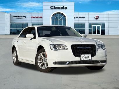 Used 2022 Chrysler 300 Touring