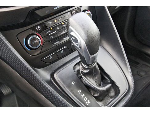 Used 2022 Ford Transit Connect XL image 26