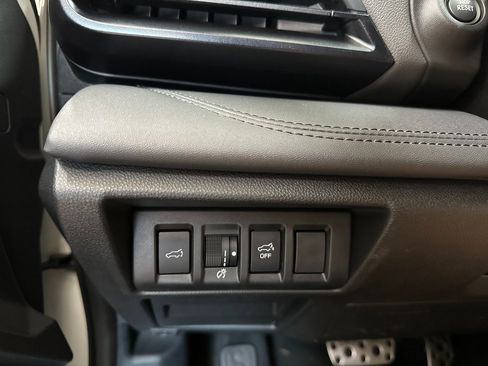 Used 2022 Subaru Outback Wilderness w/ Wilderness Package image 17