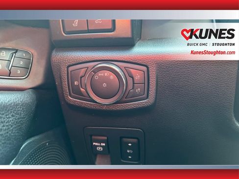 Used 2019 Ford Expedition Limited w/ Equipment Group 301A AWD/4WD image 23