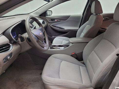 Used 2020 Chevrolet Malibu LT FWD image 17