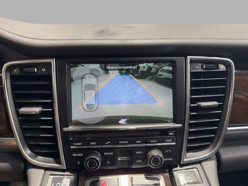 Used 2011 Porsche Panamera 4 image 36