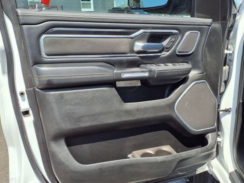 Used 2022 RAM 1500 Laramie AWD/4WD image 31