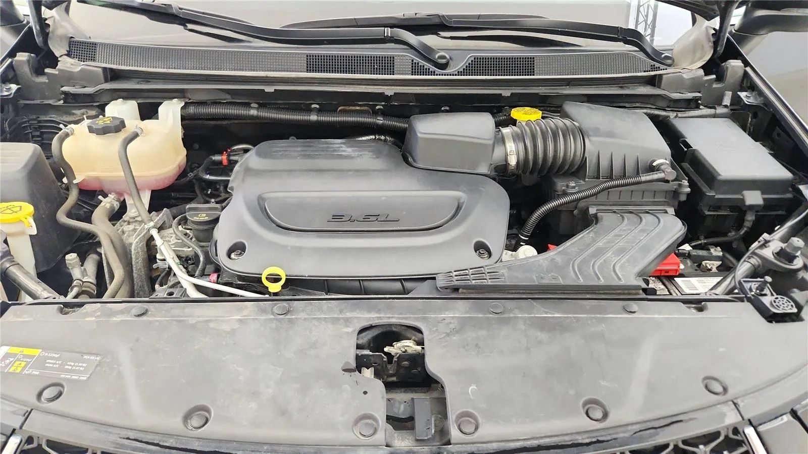 Used 2023 Chrysler Pacifica Touring-L FWD image 21