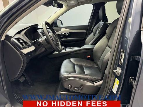 Used 2023 Volvo XC90 B5 Core w/ Protection Package Premier image 12