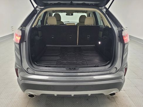 Used 2019 Ford Edge SEL FWD image 29
