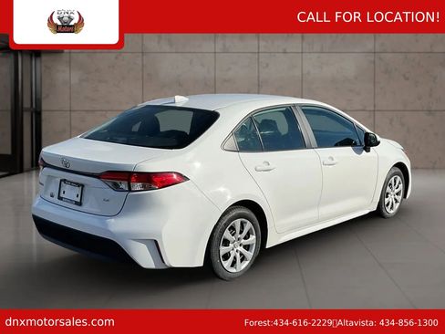 Used 2024 Toyota Corolla LE image 5