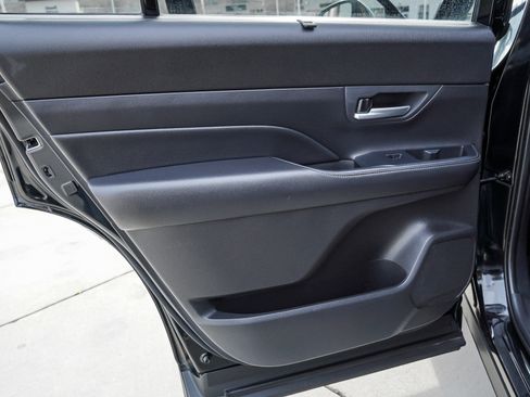 Used 2024 Toyota Grand Highlander AWD Hybrid image 23