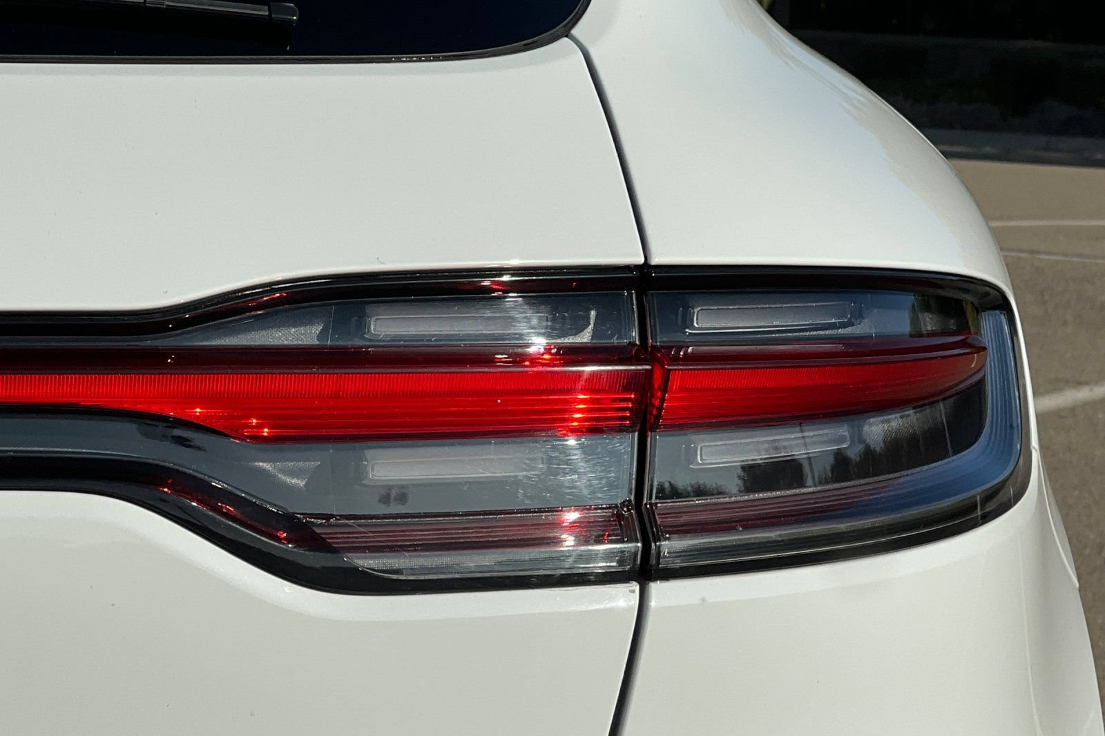 Used 2024 Porsche Macan AWD/4WD image 48
