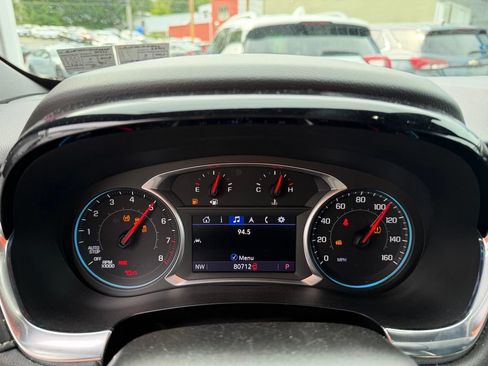 Used 2022 Chevrolet Traverse LT w/ LPO, Floor Liner Package AWD/4WD image 17