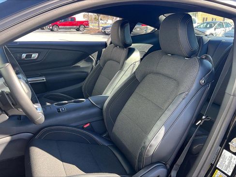 Used 2025 Ford Mustang GT image 29