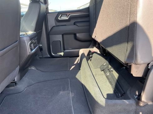 Used 2023 GMC Sierra 1500 SLT w/ SLT Premium Package image 26