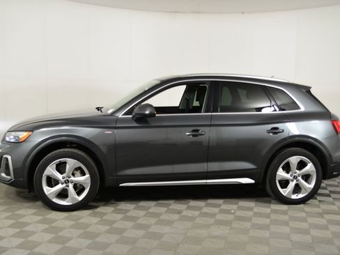 Certified 2023 Audi Q5 2.0T Premium Plus w/ Premium Plus Package image 2