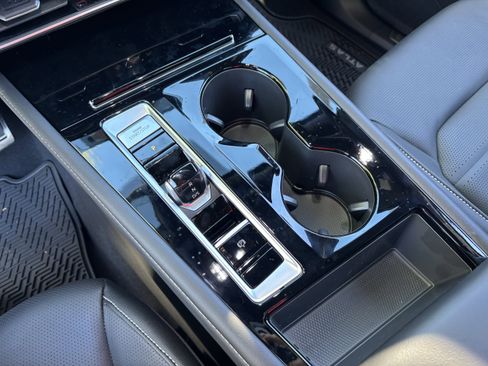 New 2026 Volkswagen Atlas Cross Sport SEL R-Line image 19