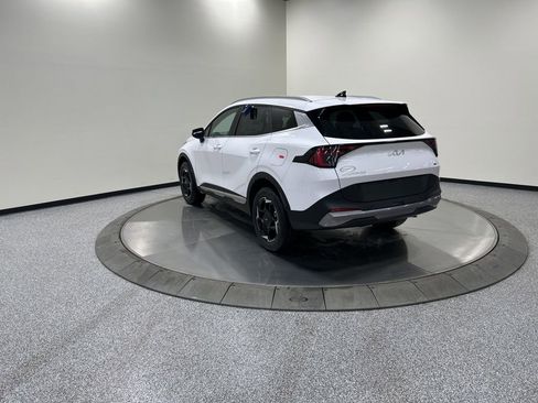 New 2026 Kia Sportage EX image 7