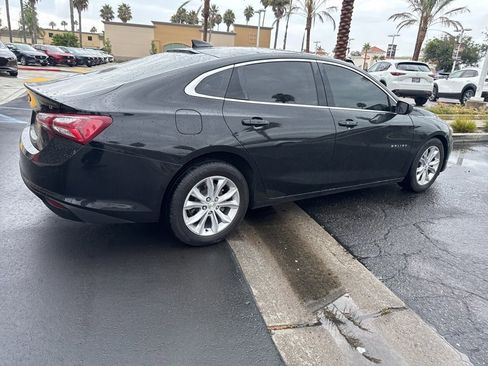 Used 2020 Chevrolet Malibu LT image 30