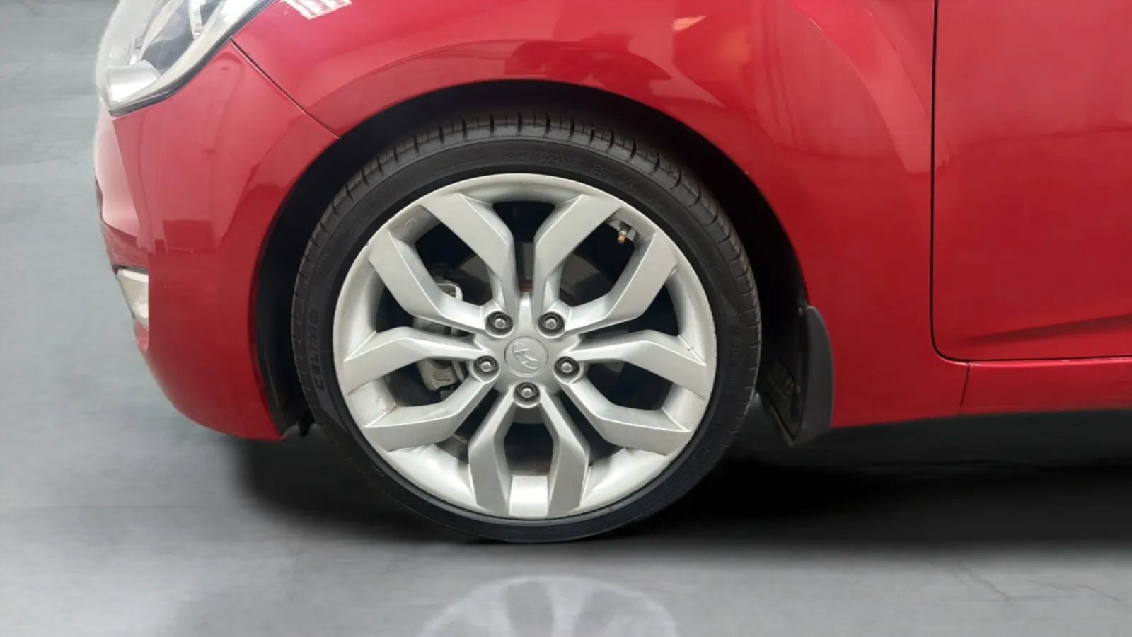 Used 2013 Hyundai Veloster w/ Style Pkg FWD image 26
