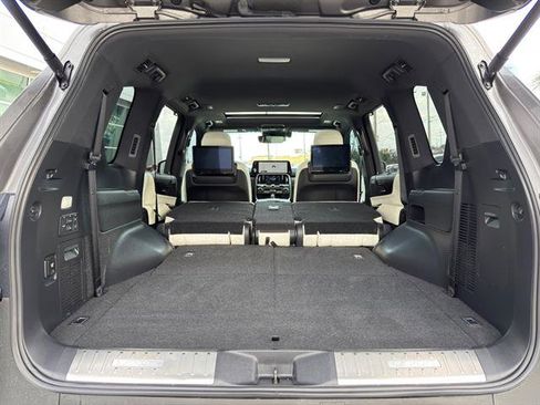 Used 2023 Lexus LX 600 4WD w/ Accessory Package (Z1) image 10