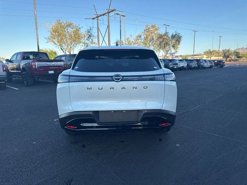 Used 2025 Nissan Murano SV image 10
