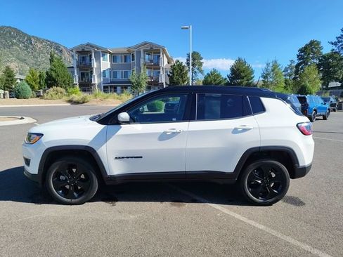 Used 2021 Jeep Compass Latitude AWD/4WD image 11