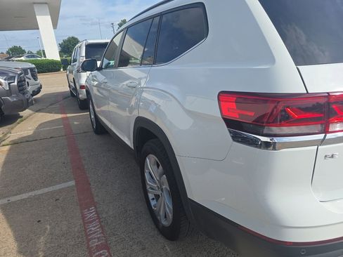 Used 2021 Volkswagen Atlas SE w/ Panoramic Sunroof Package AWD/4WD image 6