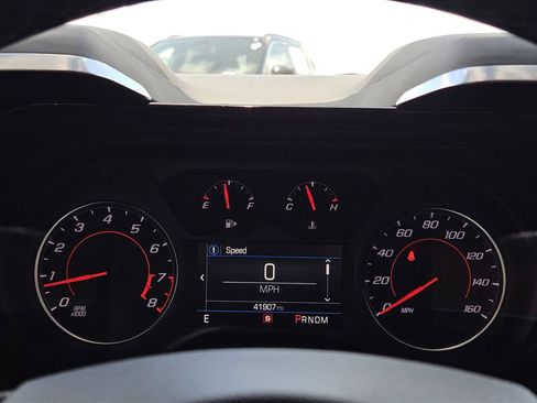 Used 2023 Chevrolet Camaro LT RWD image 15