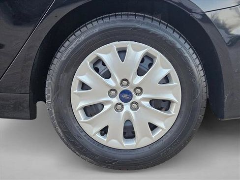 Used 2019 Ford Fusion S image 23